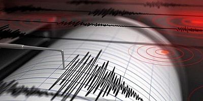 Elazığ'da 6,8 büyüklüğünde deprem 