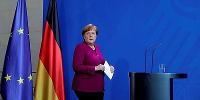 Merkel: Aşı bulunana kadar virüsle yaşayacağız